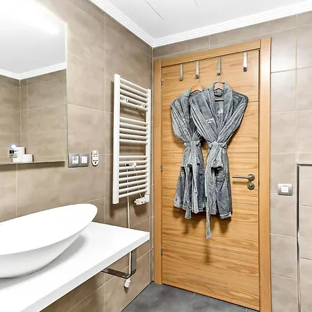 Апартаменты Rivera Del Puerto Luxury Penthouse With Great Terrace And Sea View *
