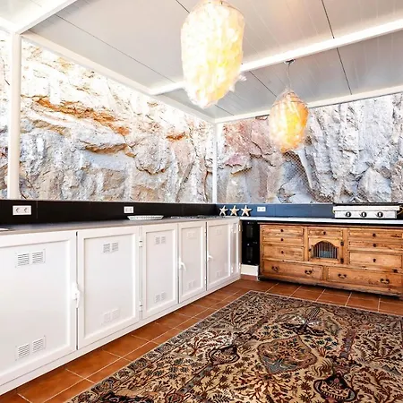 Rivera Del Puerto Luxury Penthouse With Great Terrace And Sea View Апартаменты *